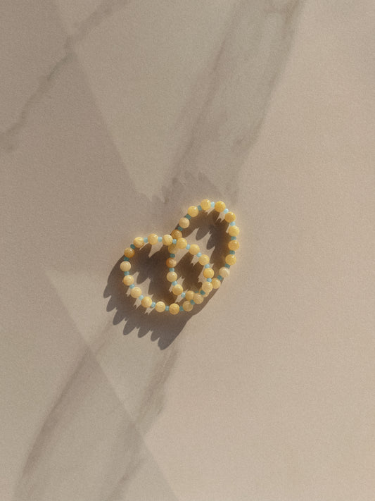 Bracelet de perles et de pierres