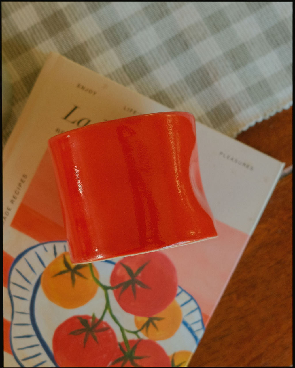 Thumb cups