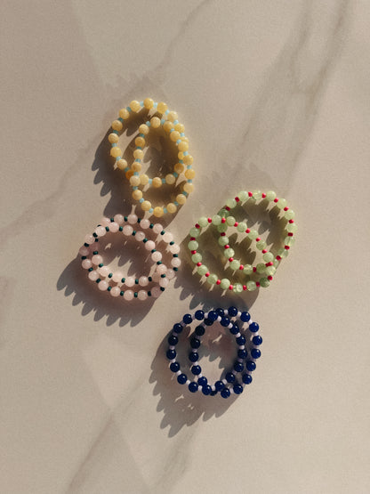 Bracelet de perles et de pierres