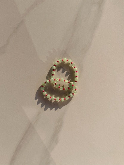 Bracelet de perles et de pierres