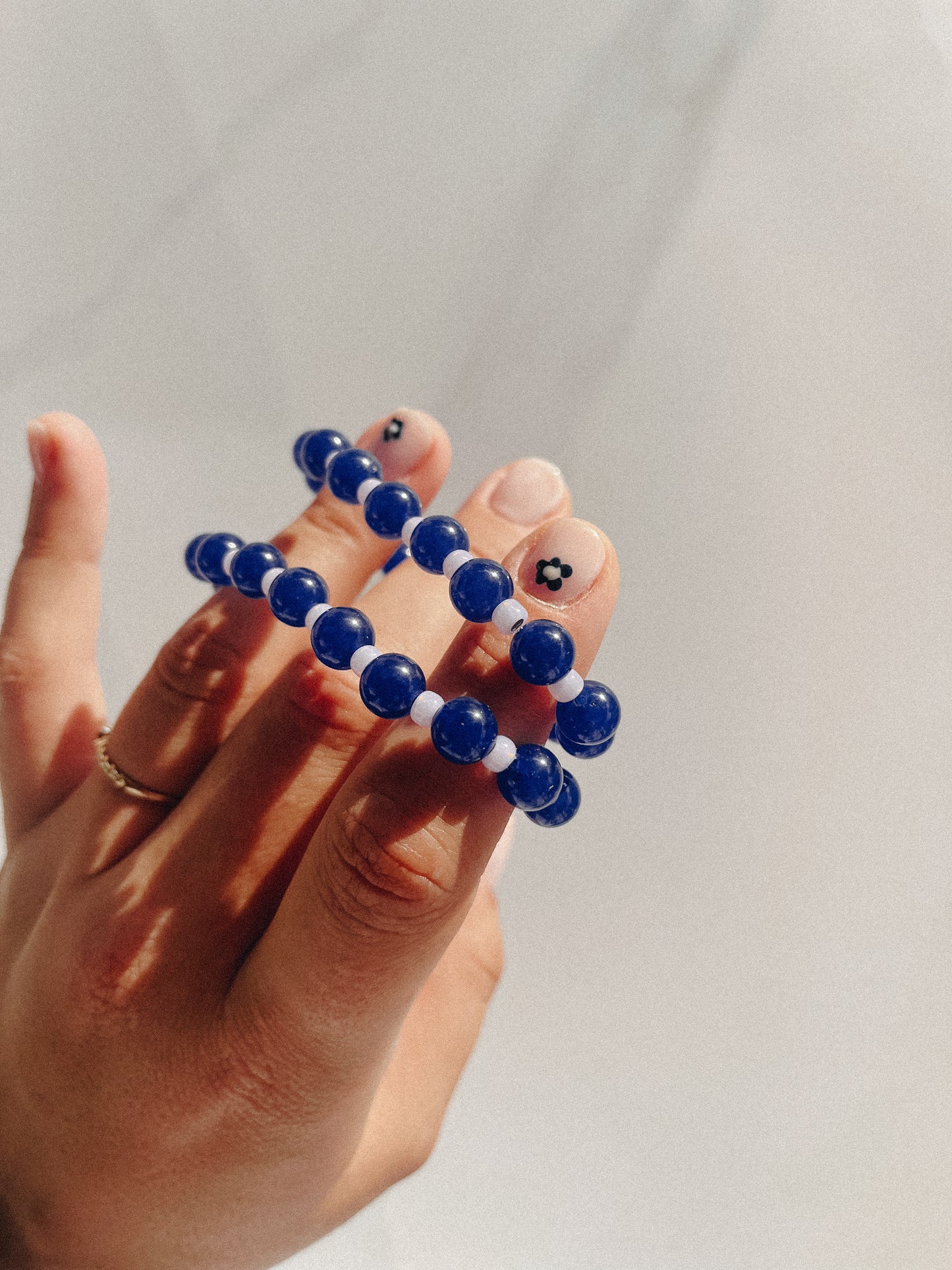 Bracelet de perles et de pierres