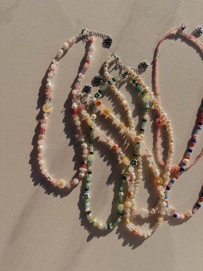 Colliers de perles semi-précieuses mixtes