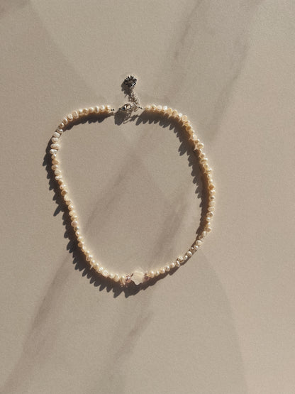 Colliers de perles semi-précieuses mixtes