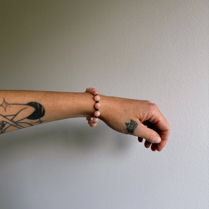 Bracelet de perles et de pierres