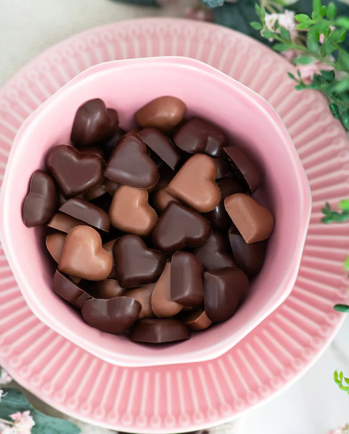 Boîtes de coeurs plein chocolat