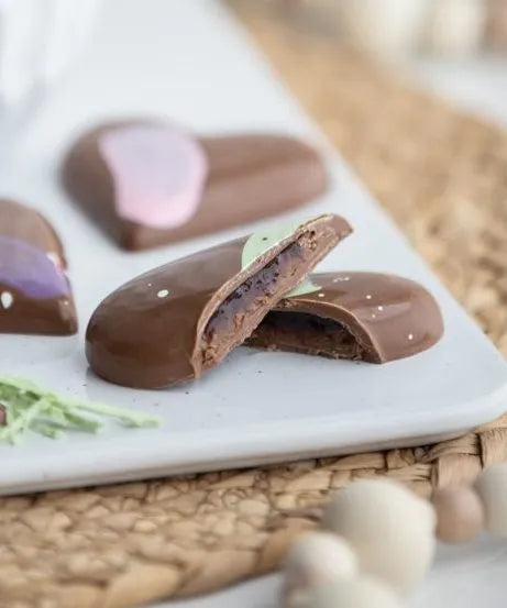 Coeur pêche et praliné croustillant